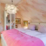Haus Der Malerin Andrea Gawaz *