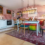 Haus Der Malerin Andrea Gawaz Appartement *