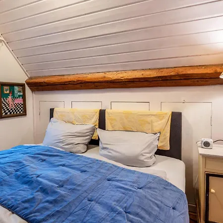 Haus Der Malerin Andrea Gawaz Appartamento *