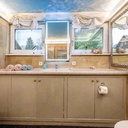 Haus Der Malerin Andrea Gawaz Appartamento Mullheim (Baden-Wurttemberg)